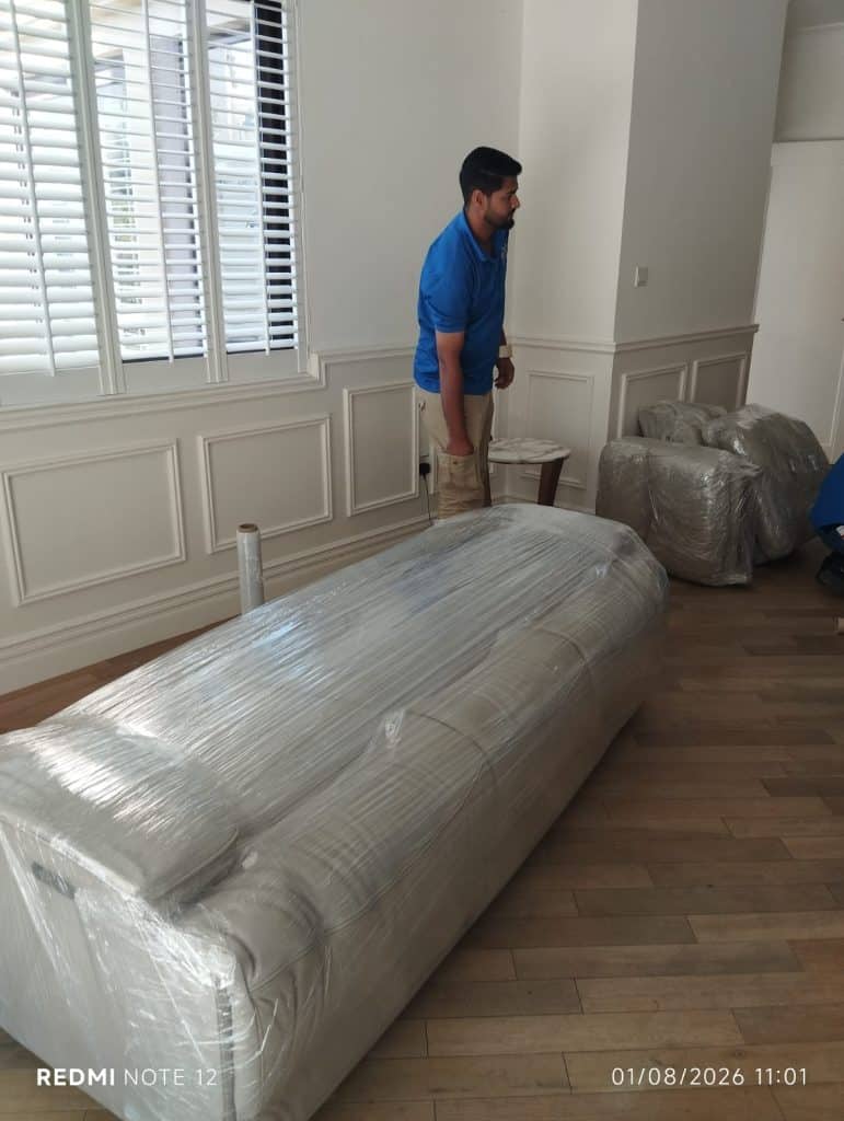 Sofa Packing